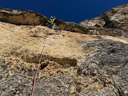Sellavie Piz Ciavazes, Dolomiti, Hubert Eisendle, Simon Kehrer - L'apertura di 'Sellavie' al Piz Ciavazes nelle Dolomiti (Hubert Eisendle, Simon Kehrer 2025-26) Sellavie Piz Ciavazes, Dolomiti, Hubert Eisendle, Simon Kehrer - L'apertura di 'Sellavie' al Piz Ciavazes nelle Dolomiti (Hubert Eisendle, Simon Kehrer 2025-26)