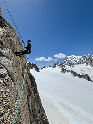 Rise Slow, Rognon Vaudano, Monte Bianco, Niccolò Bruni, Federica Furia - L'apertura di 'Rise Slow' al Rognon Vaudano, Monte Bianco (Niccolò Bruni, Federica Furia 20-21/06/2026) Rise Slow, Rognon Vaudano, Monte Bianco, Niccolò Bruni, Federica Furia - L'apertura di 'Rise Slow' al Rognon Vaudano, Monte Bianco (Niccolò Bruni, Federica Furia 20-21/06/2026)