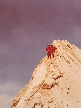Via Kastlunger - Bottaro Sasso delle Nove, Dolomiti, Pietro Bottaro, Philipp Mutschlechner - Pierluigi Bottaro e Erich Kastlunger il 18/11/1948 sul Sasso delle Nove, Dolomiti dopo l'apertura della prima via della celebre parete sud Via Kastlunger - Bottaro Sasso delle Nove, Dolomiti, Pietro Bottaro, Philipp Mutschlechner - Pierluigi Bottaro e Erich Kastlunger il 18/11/1948 sul Sasso delle Nove, Dolomiti dopo l'apertura della prima via della celebre parete sud
