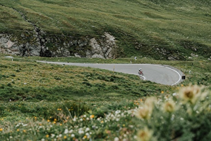 Hervé Barmasse Endurance - Italia - Hervé Barmasse Endurance - Italia: la montagna più alta di ogni regione d'Italia by fair means - a piedi, in bici o in barca a vela. Hervé Barmasse Endurance - Italia - Hervé Barmasse Endurance - Italia: la montagna più alta di ogni regione d'Italia by fair means - a piedi, in bici o in barca a vela.