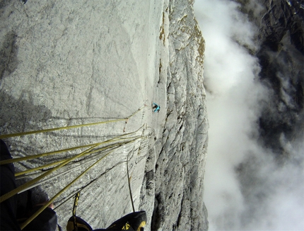 Wenden - Silvan Schüpbach & Vera Reist durante la prima libera di La Röschtigraben (700m, 8a+, 7b obblig), Wendenstöcke, Svizzera