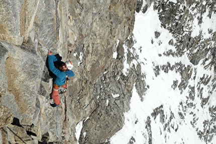 Tahu Rutum, Karakoram, Siebe Vanhee, Sean Villanueva, Symon Welfringer - Sean Villanueva O’Driscoll making the first ascent of the West Face of Tahu Rutum (6,651m), also referred to as Taa Hurutum, in the Karakoram of Pakistan, June 2026