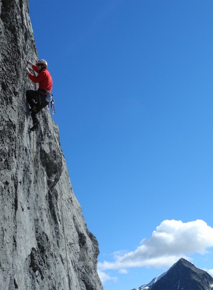 Wenden - Silvan Schüpbach & Vera Reist durante la prima libera di La Röschtigraben (700m, 8a+, 7b obblig), Wendenstöcke, Svizzera