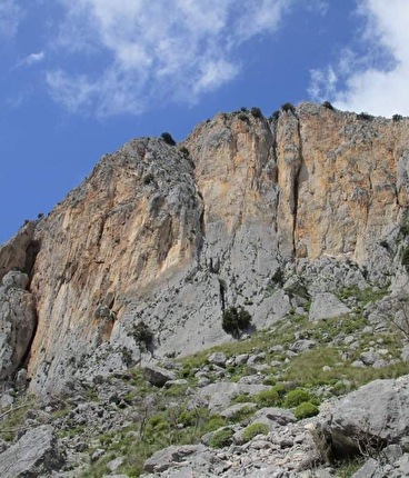 Via Ferrata degli Alcaresi, Sicilia - La Via Ferrata degli Alcaresi a Alcara Li Fusi in Sicilia Via Ferrata degli Alcaresi, Sicilia - La Via Ferrata degli Alcaresi a Alcara Li Fusi in Sicilia