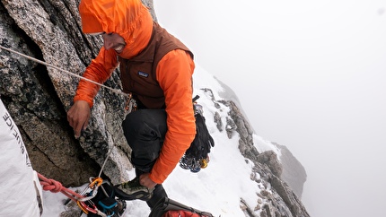 Kichatna Spire, Alaska, Elias Spitulnik, Michael Telstad - The first ascent of 'Hologram Wall' on the South Face of Kichatna Spire in Alaska (Elias Spitulnik, Michael Telstad 4-8/07/2026)