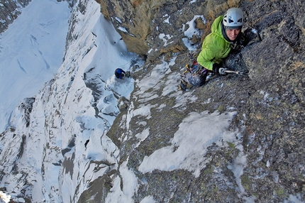 Full Love... for dry and ice, Aiguille du Peigne alpine testpiece by Desecures, Griffith, Pesce, Mercier