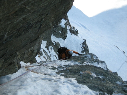 Cugnisiun zero' - Monviso - Marco Appino su L2 di Cugnisiun zerò, Monviso, Parete Nord, Settore Nord Est