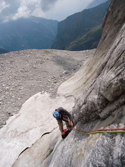 Val Masino, Punta Allievi - Così è se vi pare (650 mt, VII obbl.)