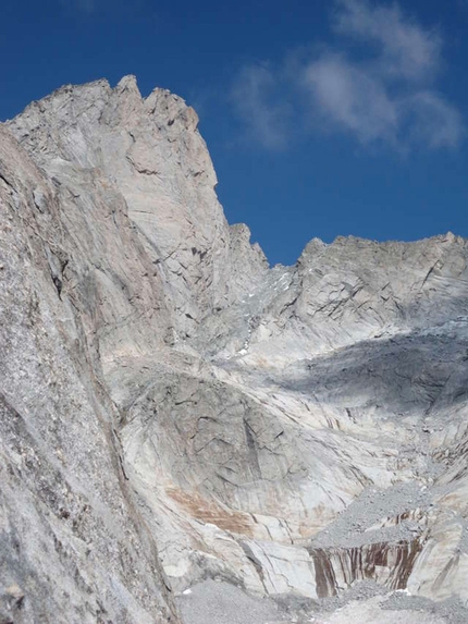 Val Masino, Punta Allievi - Così è se vi pare (650 mt, VII obbl.)