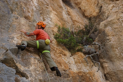 Monte Oddeu - Dorgali, Sardinia - Climbing the route Appointment with the beer