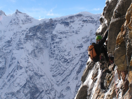 Simnang Himal - 10/2012: Serhiy Bublik e Mykola Shymko e la prima salita di Simnang Himal (6251m) Himalaya.