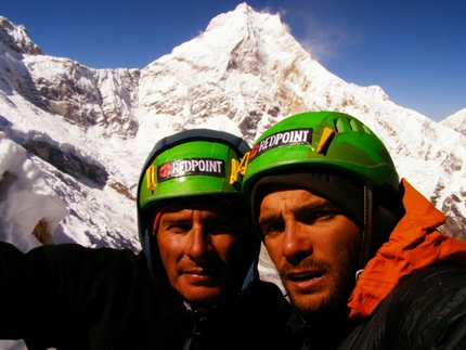 Simnang Himal - 10/2012: Serhiy Bublik e Mykola Shymko e la prima salita di Simnang Himal (6251m) Himalaya.