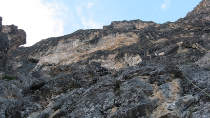 Sogno Infinito, Sasso delle Dieci, Dolomiti - Simone Rossin sul secondo tiro