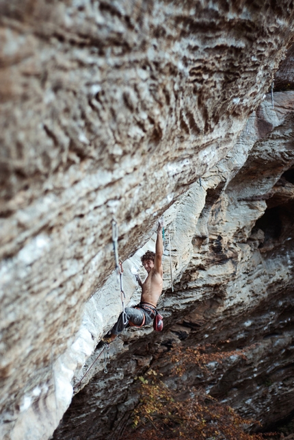 Jacopo Larcher - Jacopo Larcher durante l'a-vista di Omaha Beach 8b+, Red River Gorge, USA