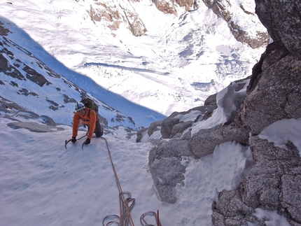 Mont Rouge di Greuvetta, Mont Blanc - 20/11/2012: Matt Helliker and Jon Bracey on Eyes Wide Shut (900m, ED1, M6, AO, UIAA IV+) on the NE Face of Mont Rouge di Greuvetta (Mont Blanc massif)