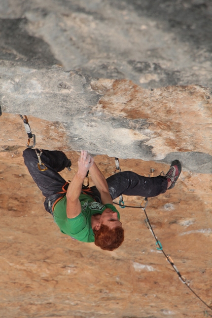 No siesta Spain trip - Gabriele Moroni on Joe Blau at 8c+ at Oliana, Spain