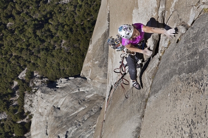 Mayan Smith-Gobat - 23/09/2012: Mayan Smith-Gobat e Astorga salgono The Nose in 7:26, El Capitan, Yosemite.