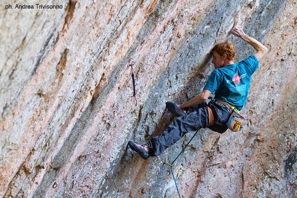 Siurana - Gabriele Moroni su Jungle Speed 9a, Siurana