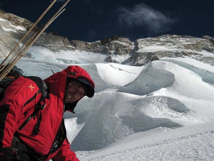 Makalu invernale: termina l’avventura di Nives Meroi, Benet e Vuerich