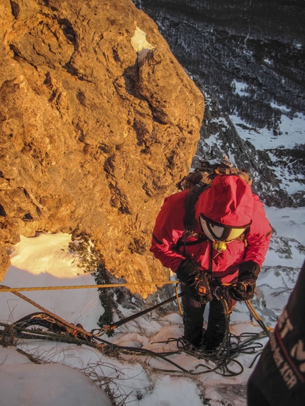 Orient Express, Gran Sasso - First winter ascent attempt of Orient Express by Andrea Di Donato, Andrea Di Pascasio and Lorenzo Angelozzi