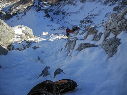 Orient Express, Gran Sasso - First winter ascent attempt of Orient Express by Andrea Di Donato, Andrea Di Pascasio and Lorenzo Angelozzi