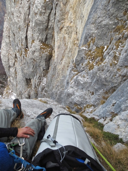 Pizzo d'Eghen - Prima salita invernale e insieme prima solitaria invernale della via Siddharta al Pizzo d'Eghen (Grigne).