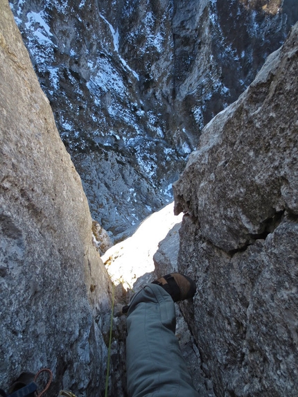 Pizzo d'Eghen - Prima salita invernale e insieme prima solitaria invernale della via Siddharta al Pizzo d'Eghen (Grigne).