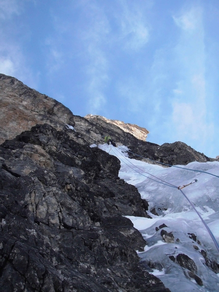 Via Valeria, Brenta Dolomites - Pitch 2 (Gianni Canale & Aldo Mazzotti, 6-7/01/2013)