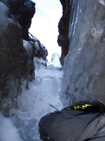 Via Valeria, Brenta Dolomites - Finishing gully on pitch 3 (Gianni Canale & Aldo Mazzotti, 6-7/01/2013)