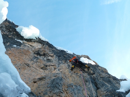 Via Valeria - Giorgio Bertagnolli and Cristian Defant making the first repeat of Via Valeria on Crozzon di Brenta in the Dolomites on 12/01/2013