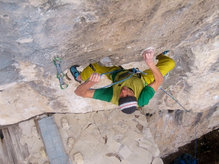 Riccardo Scarian - Riccardo Scarian su Child in Time 8c+, Fonzaso