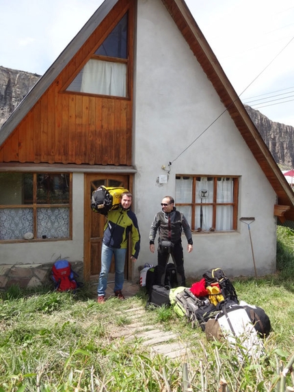 Patagonia, una vez más - Arrivo e avvicinamento - Patagonia, una vez más. Si comincia il cammino