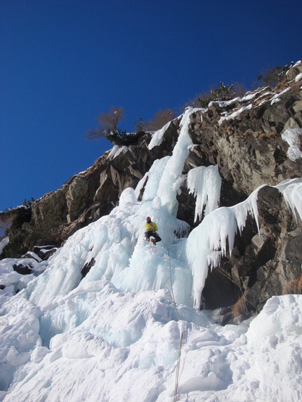 New icefalls in Italy's Valle di Trona