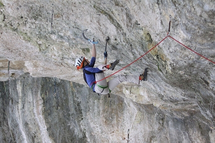 Lucie Hrozová becomes first woman to climb M14 with Ironman