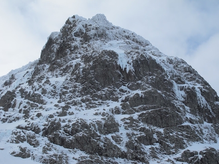 MacLeod apre due vie invernali sul Ben Nevis