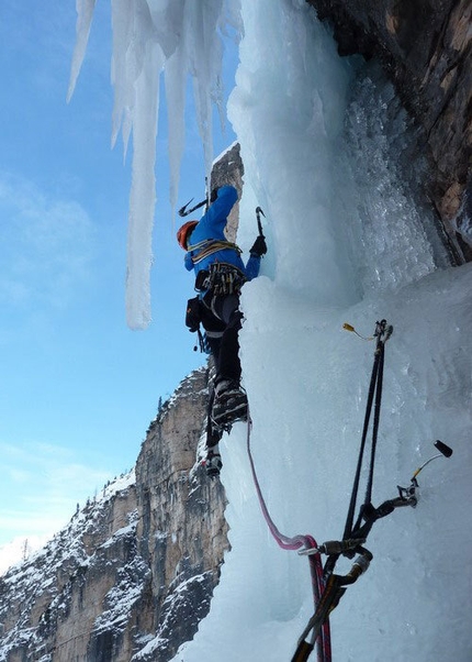 Cascata Attraverso Travenanzes, Dolomites - Beppe Ballico on pitch 2 of Attraverso Travenanzes