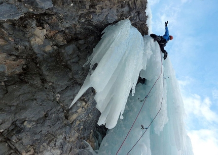 Cascata Attraverso Travenanzes, Dolomites - Beppe Ballico on pitch 4 of Attraverso Travenanzes