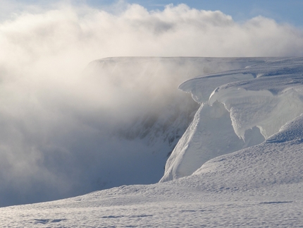 Scozia - Coire an Lochain, Aonach Mòr, Lochaber: avvicinamento al  Coire an Lochain