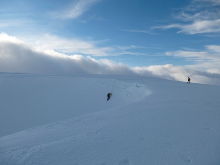 Scozia - Coire an Lochain, Aonach Mòr, Lochaber: avvicinamento al  Coire an Lochain