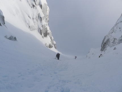 Scozia - Coire an Lochain, Aonach Mòr, Lochaber: avvicinamento al  Coire an Lochain