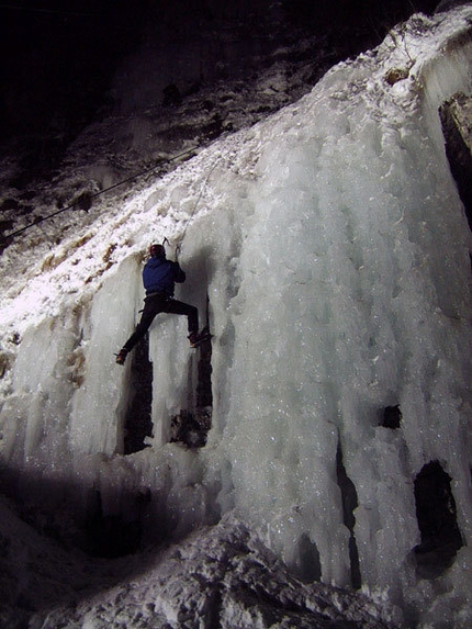 Meeting GAM Spinea - Sottoguda - Ice climbing in notturna ai Serrai di Sottoguda