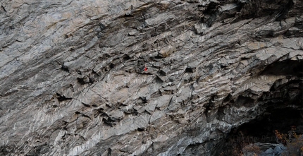 Adam Ondra - Adam Ondra lost in a sea of granite on his route Change 9b+, Hanshellern - Flatanger in Norway