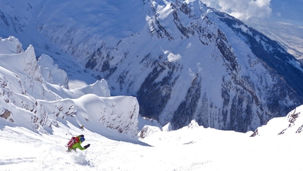Grand Muveran West Face - The attempt of Sébastien de Sainte Marie, Wim Pasquier and Gilles Bornet on 16/02/2013 up the West Face of Grand Muveran