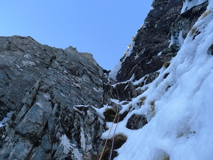Scozia - Stob Coire nan Lochan, Glen Coe. Marcello su Moonshadow, sul South Buttress