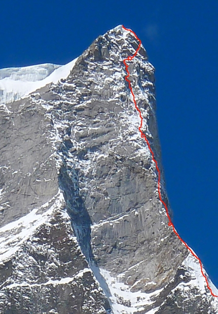 Piolets d'or 2013 - Shiva (India) and the line climbed by Mick Fowler and Paul Ramsden