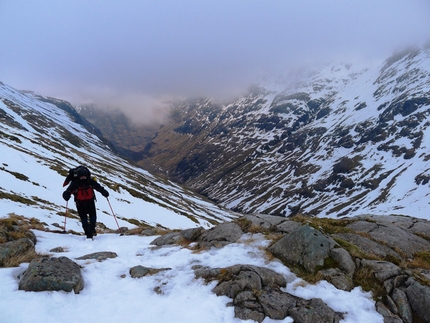 Scozia - Glen Coe, Coire Gabhail: verso i Lost Valley Buttresses