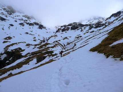 Scozia - Glen Coe, Coire Gabhail: verso i Lost Valley Buttresses