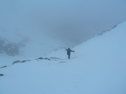 Scozia - Glen Coe, Coire Gabhail: verso i Lost Valley Buttresses