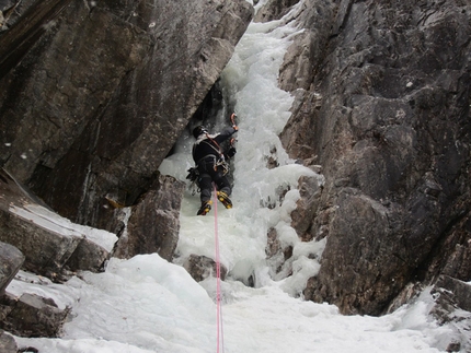 Norvegia - Cascate di ghiaccio in Norvegia: Sabotørfossen (II/WI 5, 150m)