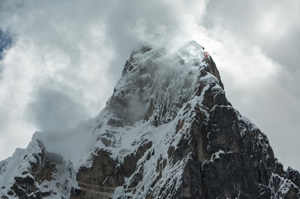 Jirishanca, Peru - Jirishanca, Peru e il tentativo di Michi Wohlleben, Arne Bergau e Hannes Jähn.